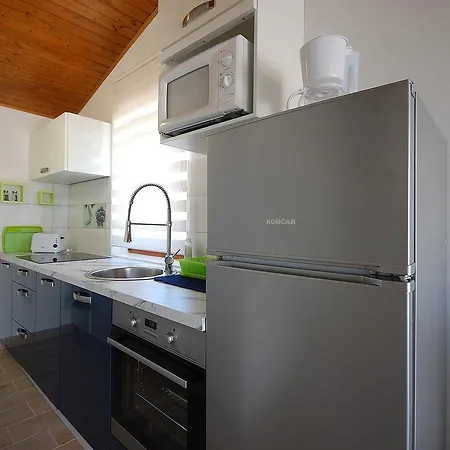 Bedenikovic By El-pi Tours Apartamento